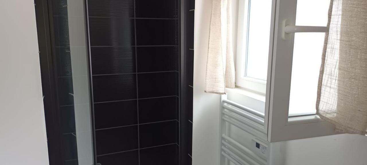 Apartment Le Bon Coin Jardin Acces Autonomie Parking Gratuit Devant Castres (Tarn)